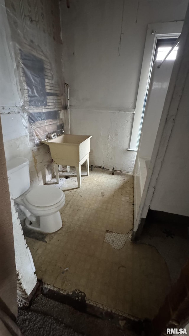 1815 W 3rd St, Davenport, IA 52802 - photo 12