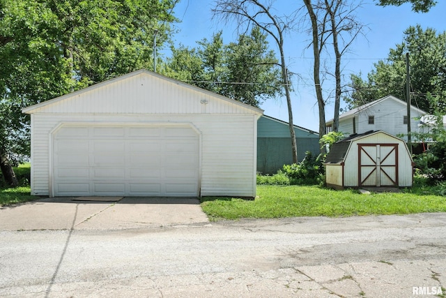 24776 178th St, Pleasant Valley, IA 52767 - photo 16