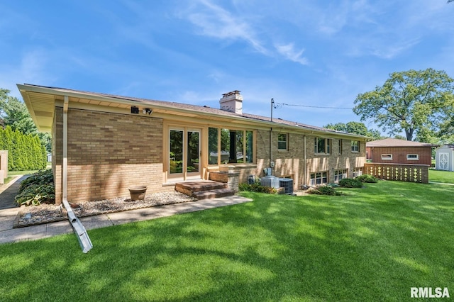 1717 Circle Dr E, Clinton, IA 52732 - photo 6