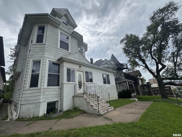 707 Brady St, Davenport, IA 52803 - photo 1