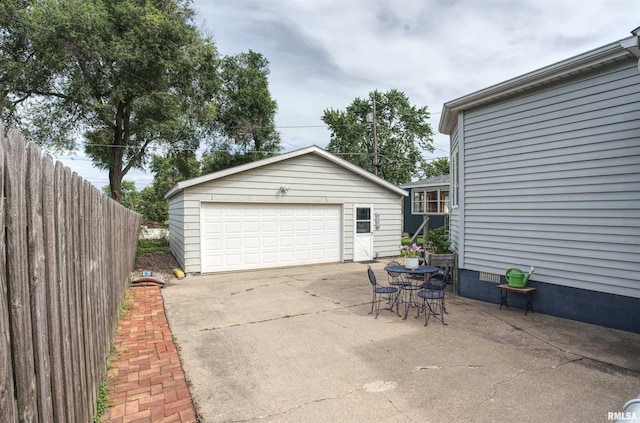 512 7th St, Camanche, IA 52730 - photo 32