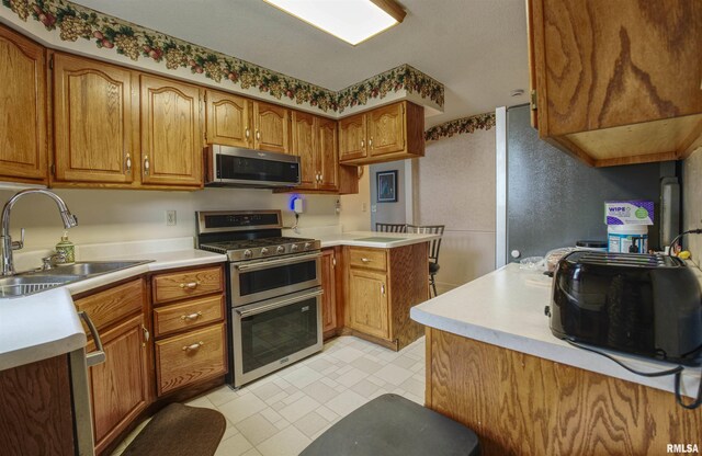 512 7th St, Camanche, IA 52730 - photo 9
