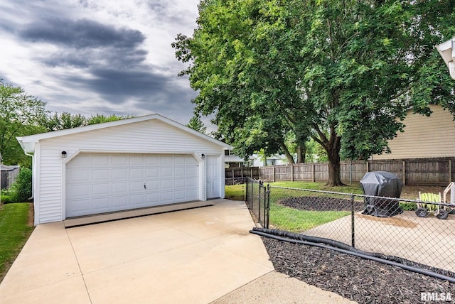 302 N 8th St, Eldridge, IA 52748 - photo 26