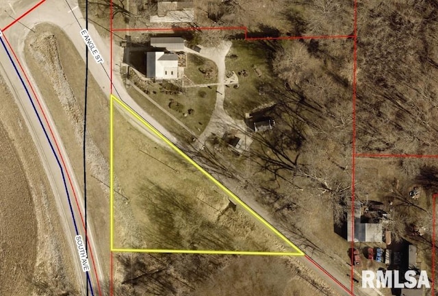 0.31ACM/L E Angle St, Plainville, IL 62365 - photo 2