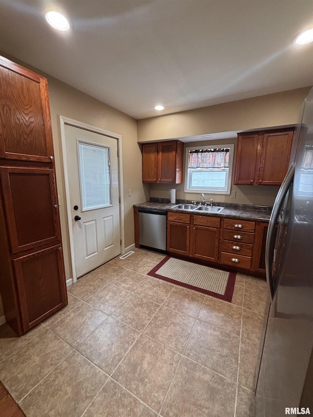 1025 W Prospect St, Kewanee, IL 61443 - photo 30