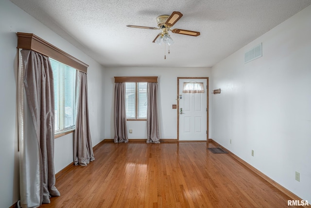 2706 N Pine St, Davenport, IA 52804 - photo 11