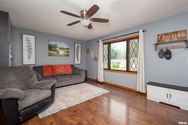 321 5th St, Silvis, IL 61282 - photo 4