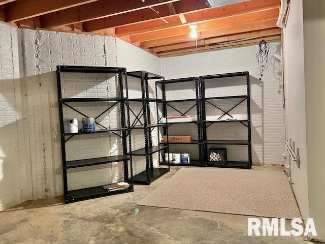 2710 W 63rd St, Davenport, IA 52806 - photo 26