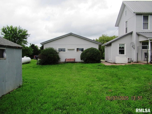 719 Quincy Ave, Clarence, IA 52216 - photo 3