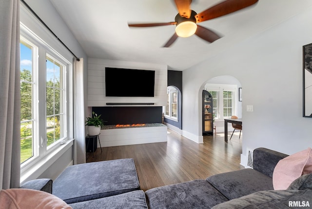 1718 Spring St, Davenport, IA 52803 - photo 3