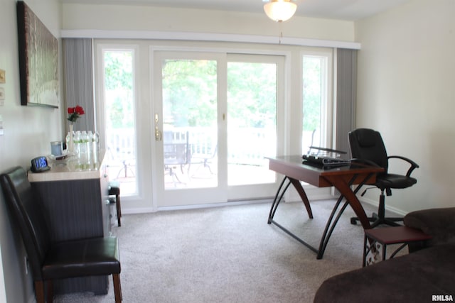 727 Oak St, Davenport, IA 52804 - photo 2
