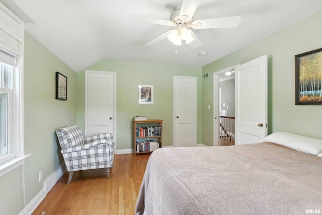 3029 E Locust St, Davenport, IA 52803 - photo 22