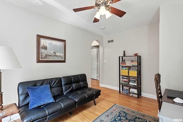 3029 E Locust St, Davenport, IA 52803 - photo 24