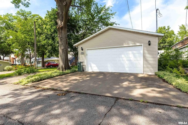 3029 E Locust St, Davenport, IA 52803 - photo 39
