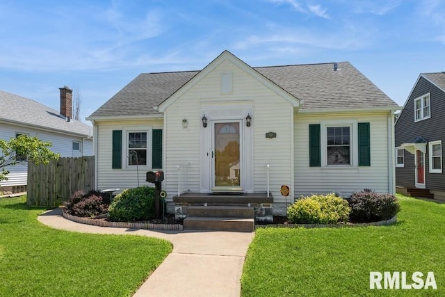 331 W 31st St, Davenport, IA 52803 - photo 2