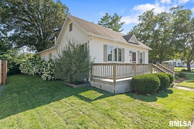 109 W Davies St, Eldridge, IA 52748 - photo 2