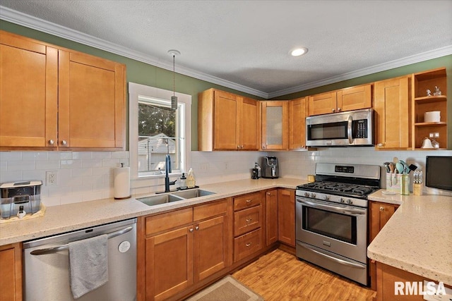 109 W Davies St, Eldridge, IA 52748 - photo 23