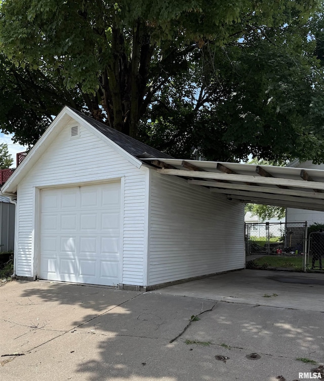 2707 Bridge Ave, Davenport, IA 52803 - photo 3