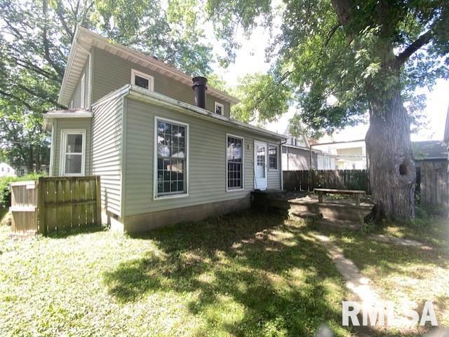 1176 25th St, Moline, IL 61265 - photo 3