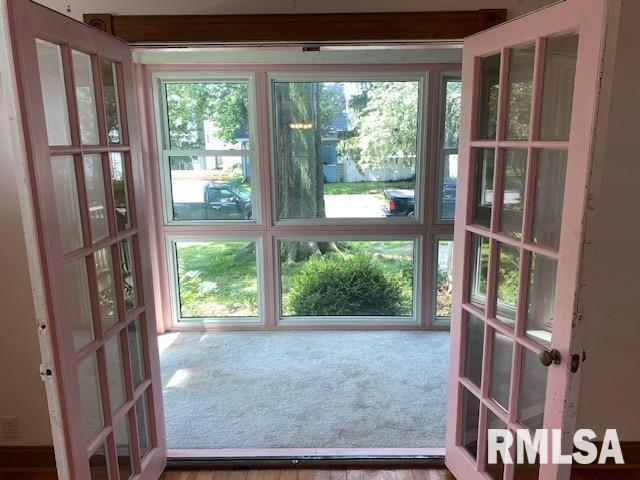 1176 25th St, Moline, IL 61265 - photo 23