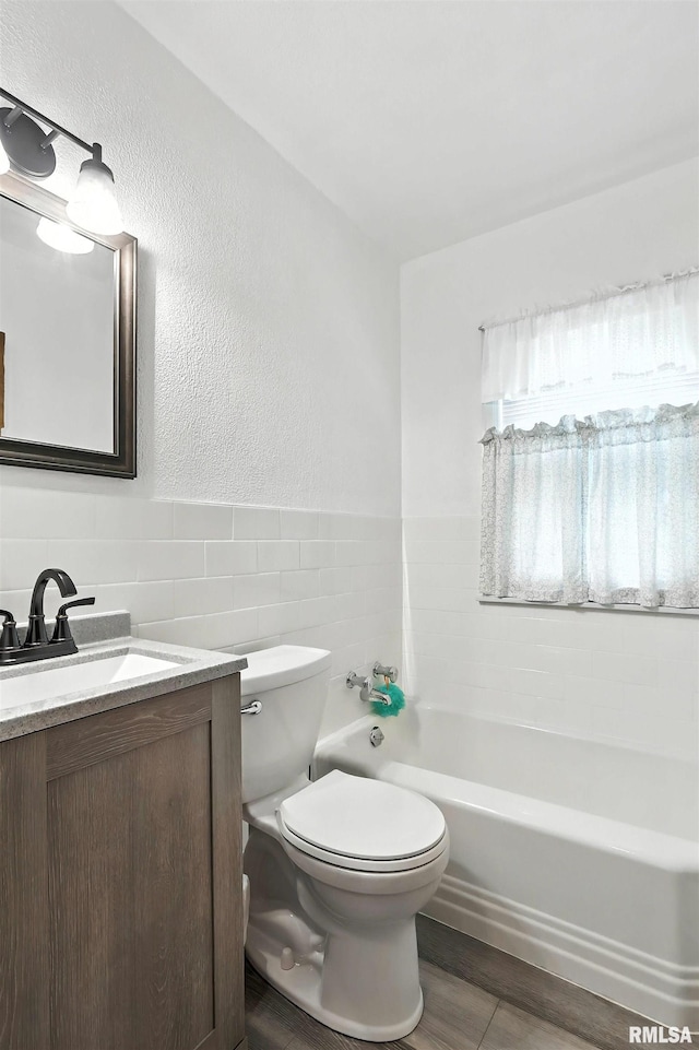 2319 N Division St, Davenport, IA 52804 - photo 17