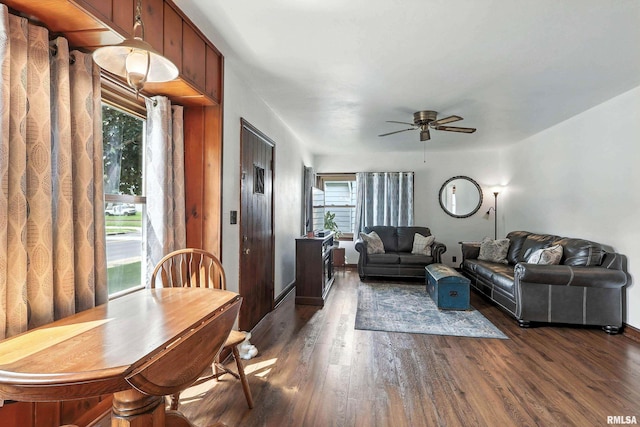 2319 N Division St, Davenport, IA 52804 - photo 9