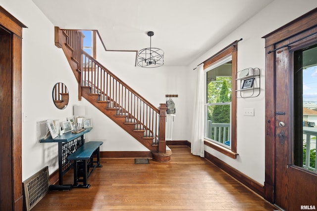 105 E 10th St, Muscatine, IA 52761 - photo 4