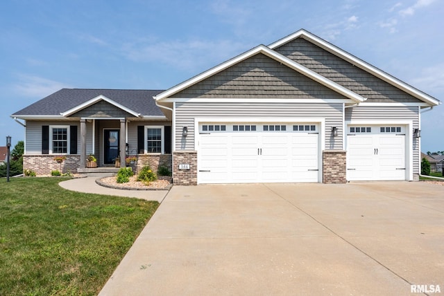 346 Hillside Dr, Eldridge, IA 52748 - photo 1