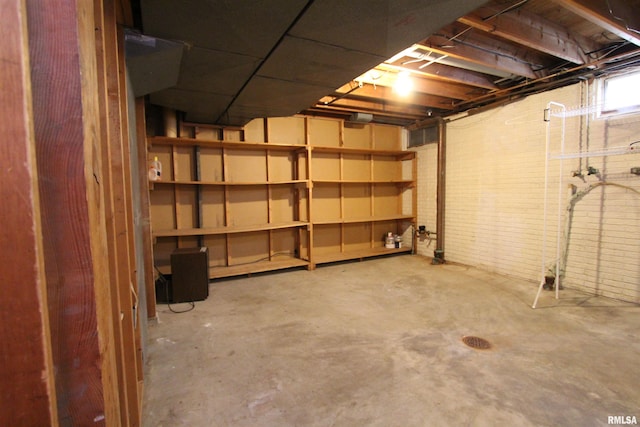 1510 7th Ave S, Clinton, IA 52732 - photo 28