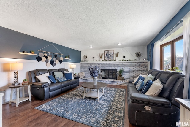 217 W Parkview Dr, Walcott, IA 52773 - photo 4
