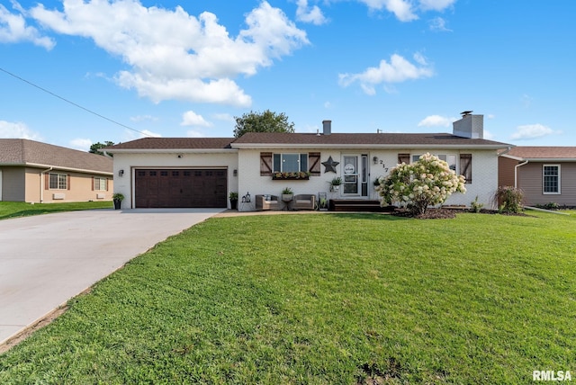 217 W Parkview Dr, Walcott, IA 52773 - photo 36