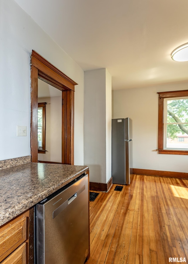 410 W 17th St, Davenport, IA 52803 - photo 11