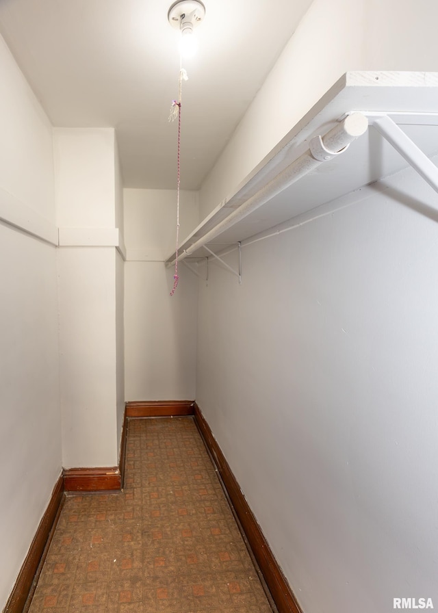 410 W 17th St, Davenport, IA 52803 - photo 15