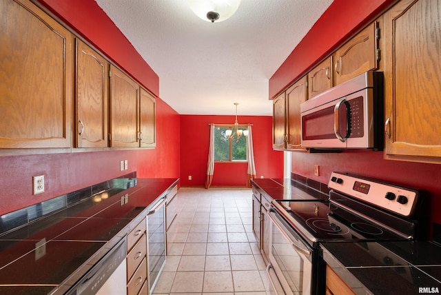 3075 Willowwood Dr, Bettendorf, IA 52722 - photo 5