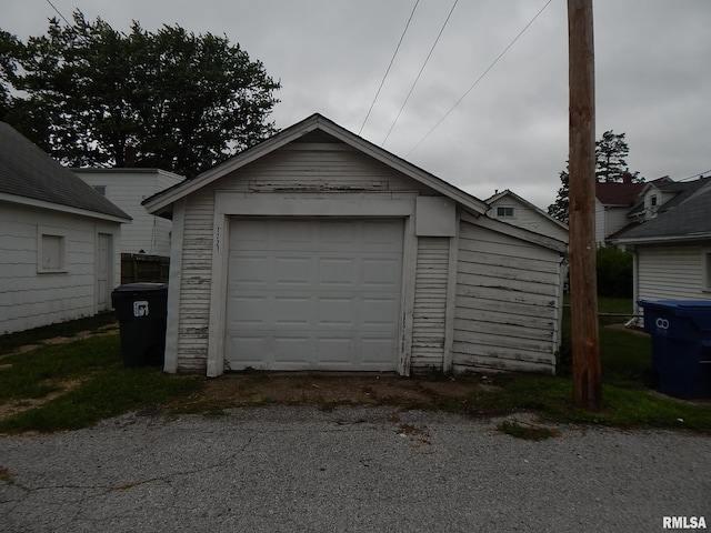 1721 Madison St, Davenport, IA 52804 - photo 3
