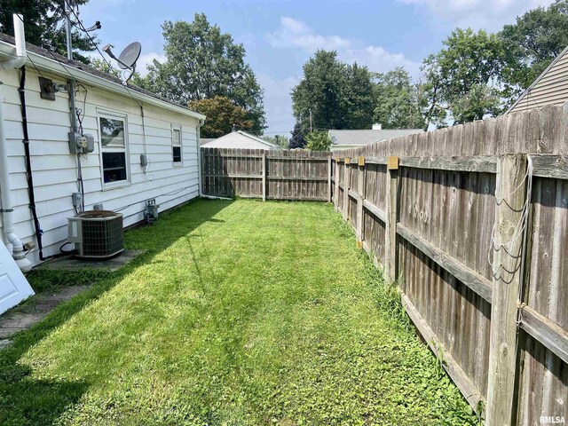 1701 W Granview Dr, Quincy, IL 62301 - photo 21