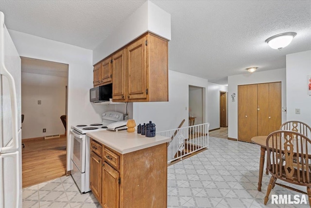 3127 Oxford Dr, Bettendorf, IA 52722 - photo 13