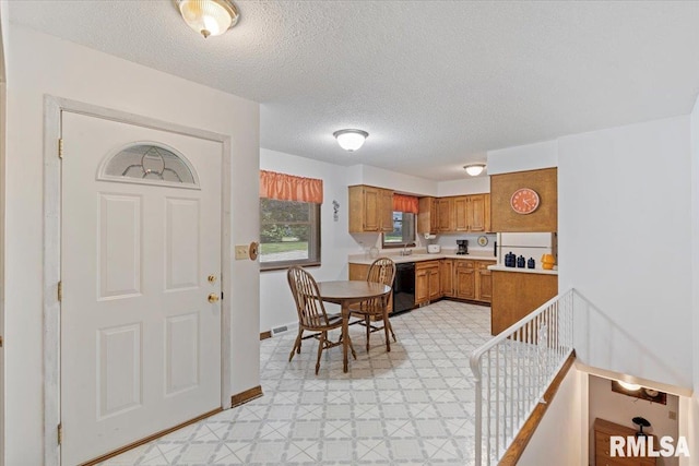 3127 Oxford Dr, Bettendorf, IA 52722 - photo 7