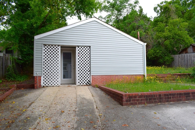 1443 Spring Hill Ter, Augusta, GA 30904 - view of outbuilding with fence
