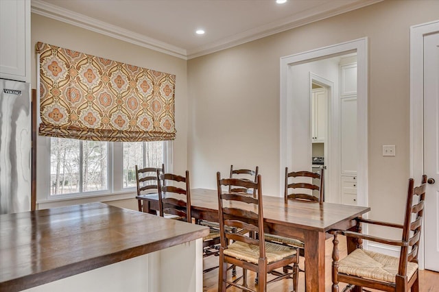 721 Bishops Cir, Evans, GA 30809 - dining room with ornamental molding