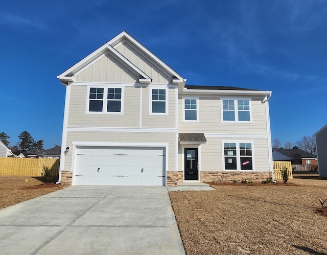 craftsman house featuring a garage