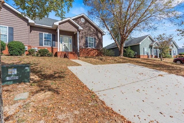 view of front of house