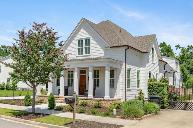 636 Railroad Ave, North Augusta, SC 29841 - view of front facade with a porch and a shingled roof