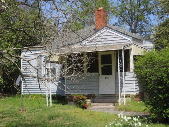 2135 Shirley Ave, Augusta, GA 30904 - bungalow with a chimney and entry steps