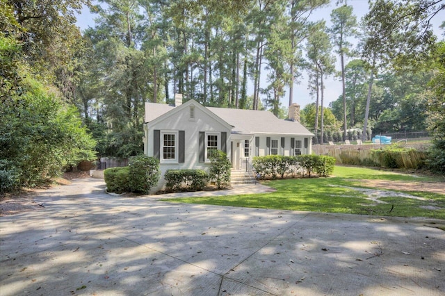 2911 Lombardy Ct, Augusta, GA 30909 - view of front of house featuring a chimney and stucco siding