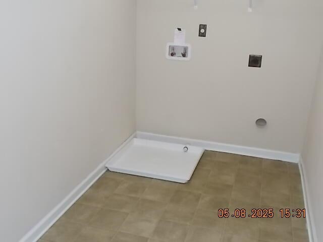321 Firelight Dr, Grovetown, GA 30813 - laundry room featuring hookup for an electric dryer, washer hookup, and baseboards
