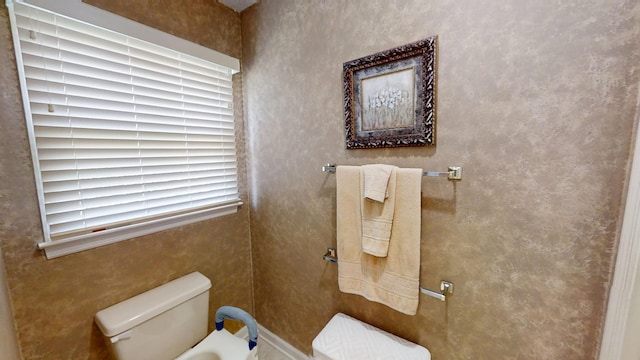 3018 Hillcreek Dr, Augusta, GA 30909 - half bathroom featuring toilet