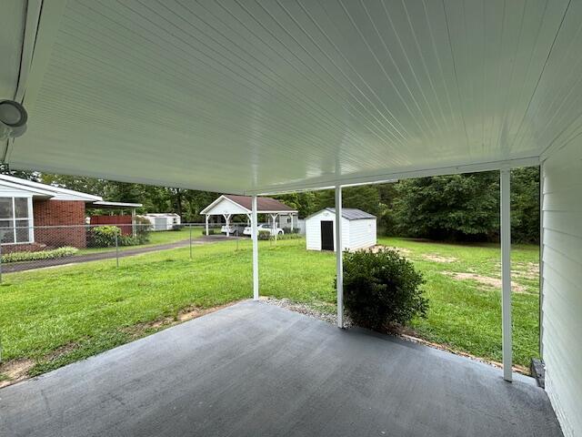 875 Earle St, Thomson, GA 30824 - view of patio / terrace