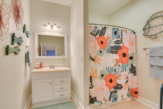 136 Lake Ridge Dr, Mccormick, SC 29835 - full bath featuring vanity, a shower with shower curtain, and baseboards