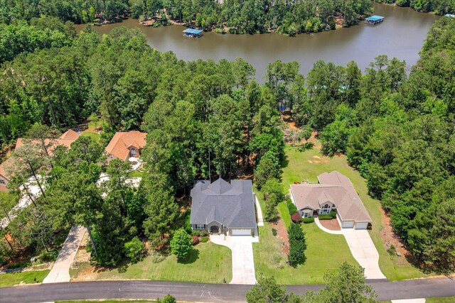 136 Lake Ridge Dr, Mccormick, SC 29835 - aerial view of property and surrounding area with a nearby body of water
